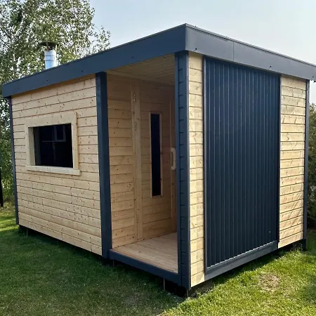 בית נופש Laguna & Sauna !!! *